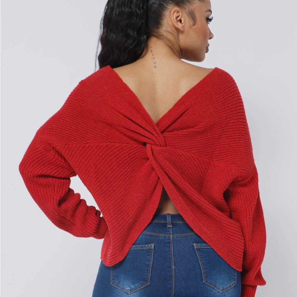 Vneck Deep Red knot sweater